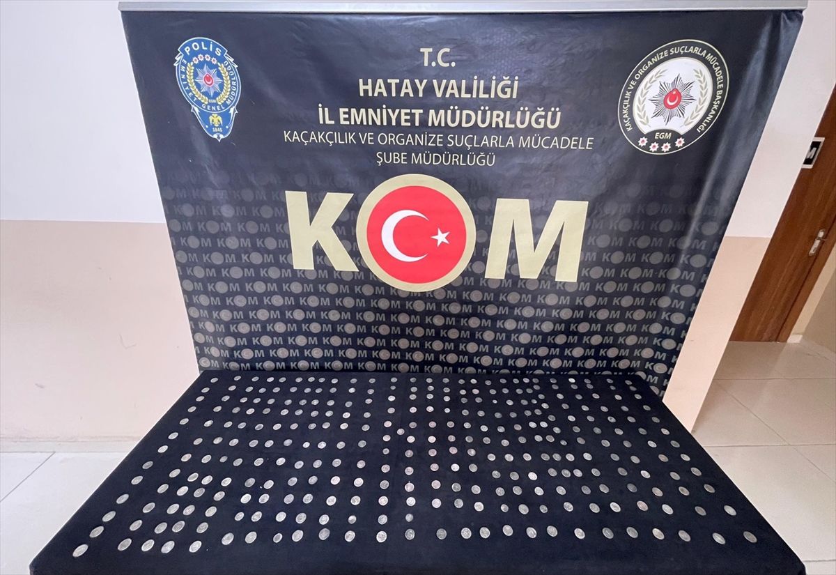 Hatay'da takside 309 sikke ele geçirildi