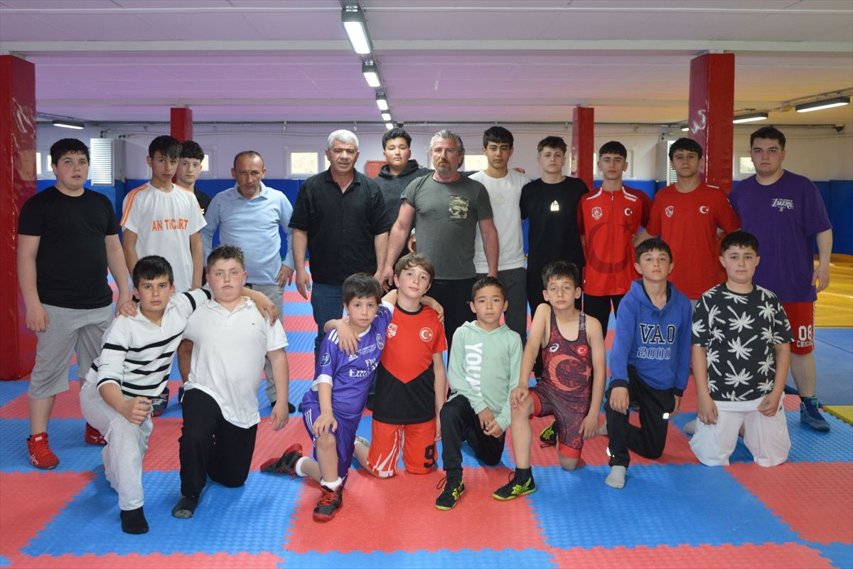Havza TSO Başkanı Acar'dan genç güreşçilere destek