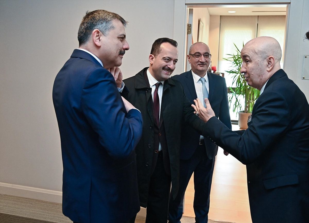 İçişleri Bakanı Çiftçi'den Polis Haftası dolayısıyla Cumhurbaşkanı Başdanışmanı Aslan'a ziyaret