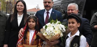 İçişleri Bakanı Çiftçi, kaymakamlık yaptığı Gülağaç'ta ziyaretlerde bulundu