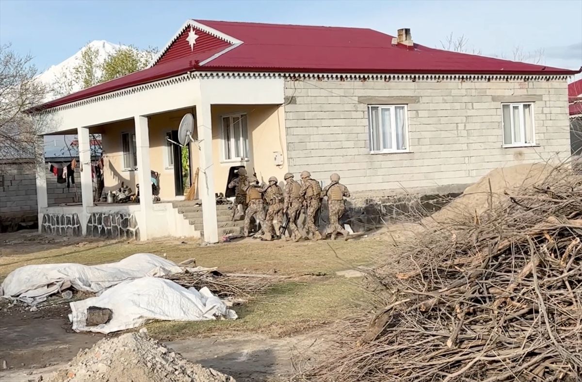 Iğdır'da göçmen kaçakçılığı operasyonunda 7 zanlı tutuklandı
