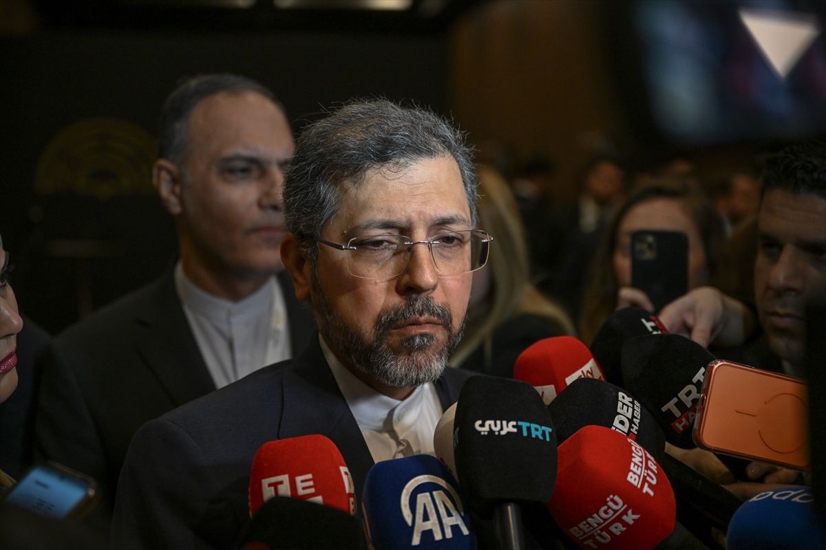 İran, "yeniden savaşa dönüşü tetiklediği için geçici ateşkesi kabul etmediklerini" belirtti