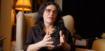 İranlı yazar İgual, Batı medyasında İran'a yönelik 'tek tipçi zihin mühendisliği' yürütüldüğünü söyledi Açıklaması