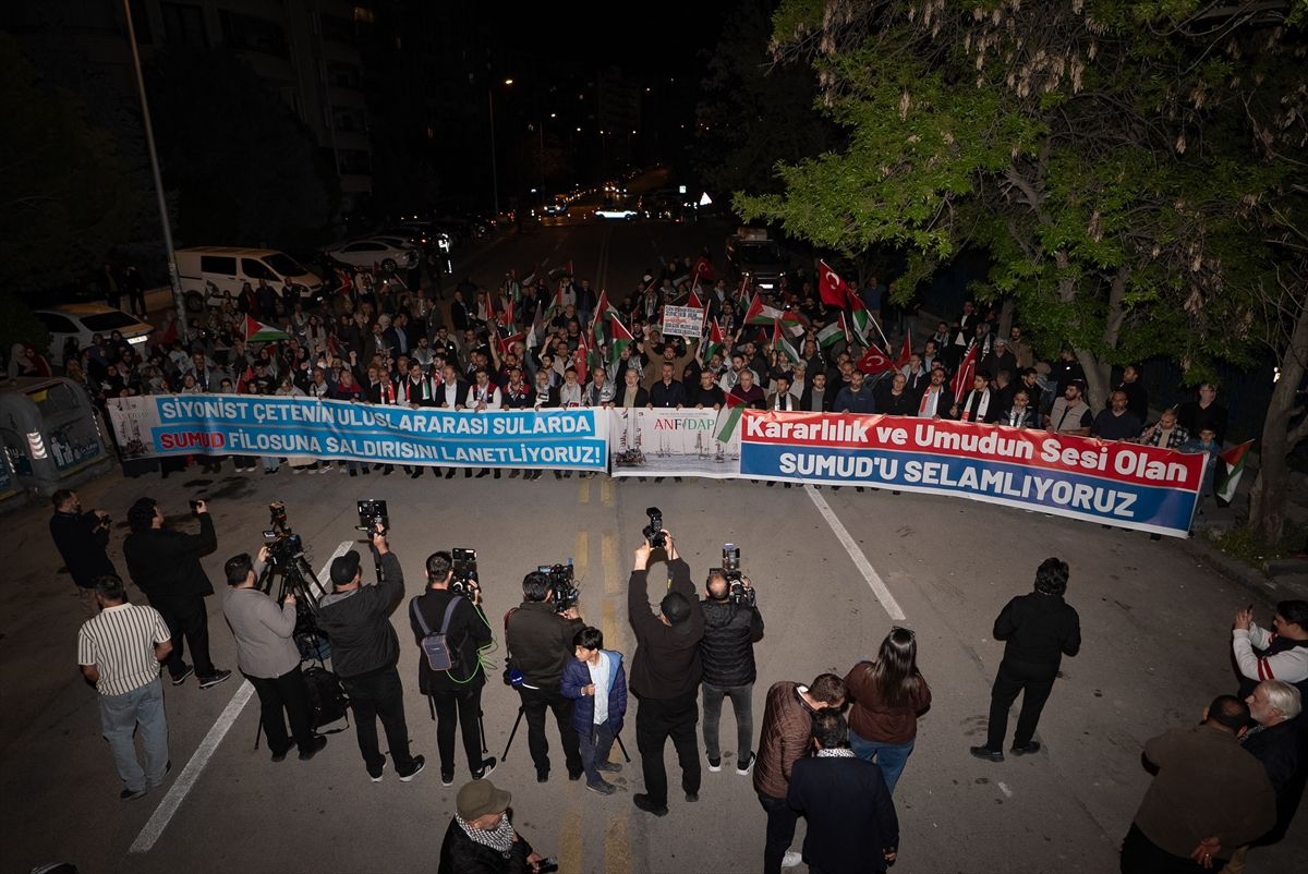İsrail ordusunun Küresel Sumud Filosu'na saldırısı Ankara'da protesto edildi