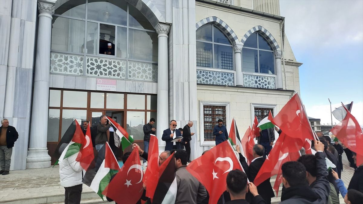 İsrail ordusunun Küresel Sumud Filosu'na saldırısı Ardahan'da protesto edildi