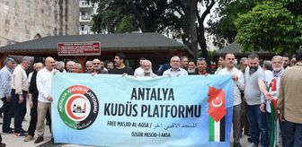 İsrail ordusunun Küresel Sumud Filosu'na saldırısı Antalya'da protesto edildi