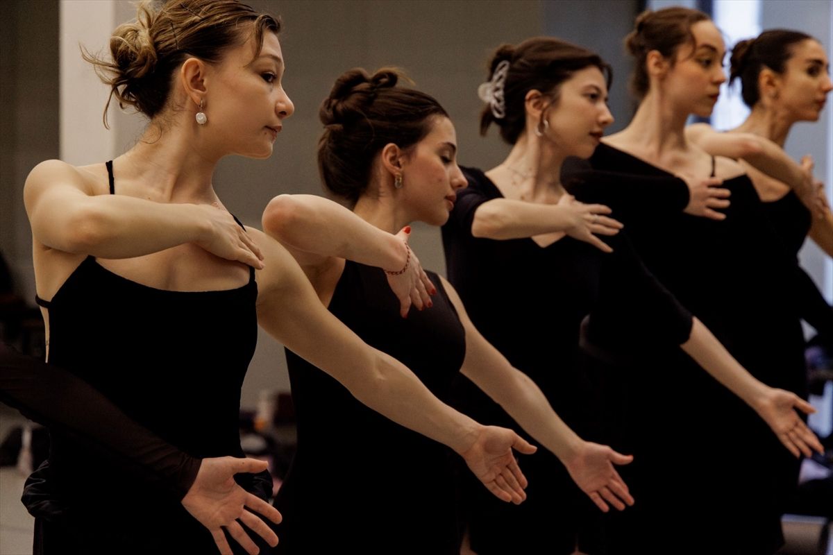 İstanbul Devlet Opera ve Balesi "Momentum"un prömiyerini 17 Nisan'da yapacak