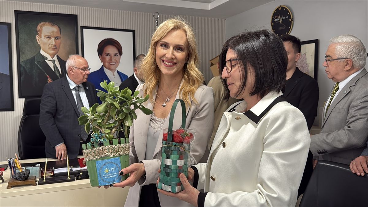 İYİ Parti Genel Başkan Yardımcısı Sayan, Zonguldak'ta partililerle buluştu