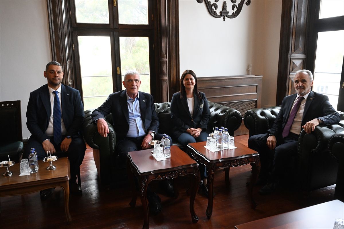 İYİ Parti Genel Başkanı Dervişoğlu, Edirne Belediyesini ziyaret etti