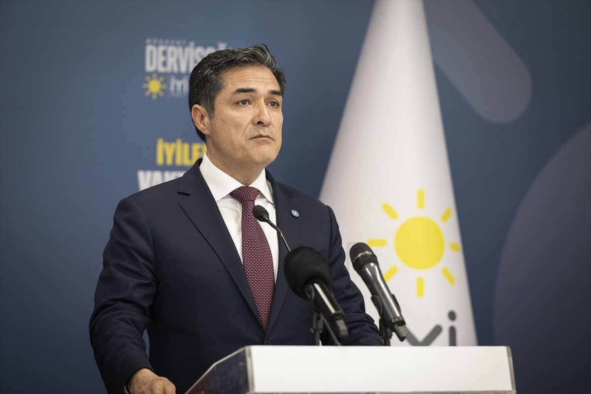 İYİ Parti Sözcüsü Kavuncu, basın toplantısı düzenledi Açıklaması