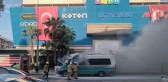 İzmir'de dolmuşta çıkan yangın cep telefonu kamerasıyla görüntülendi