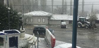 İzmir'in yüksek kesimlerine kar yağdı