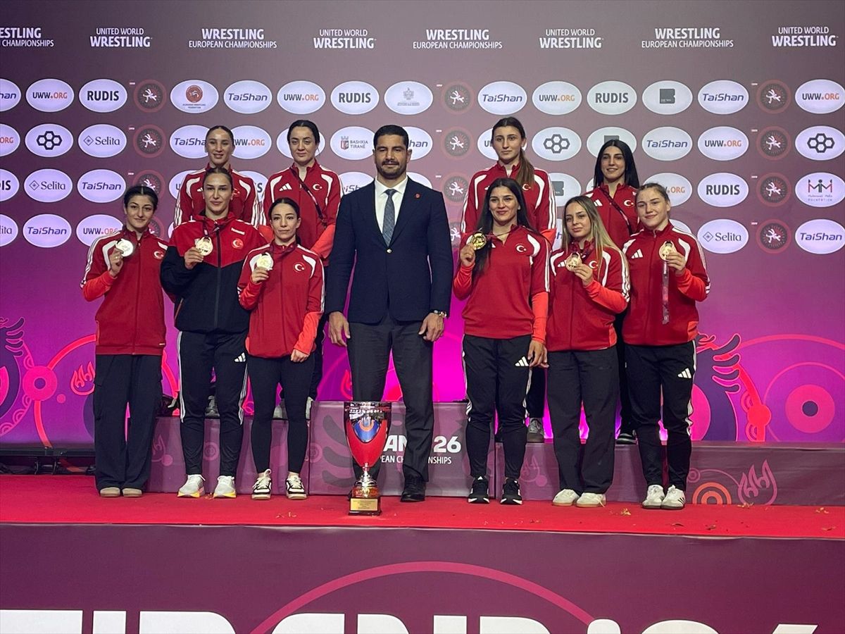 Türkiye, Avrupa Güreş Şampiyonası'nda kadınlarda ikinci oldu