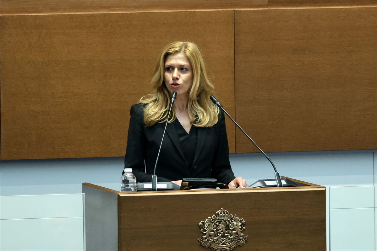 Bulgaristan'ın yeni parlamentosu ilk oturumunu yaptı
