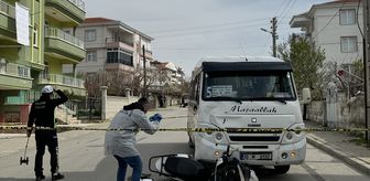 Karaman'da minibüsle çarpışan elektrikli motosikletteki 2 çocuk ağır yaralandı