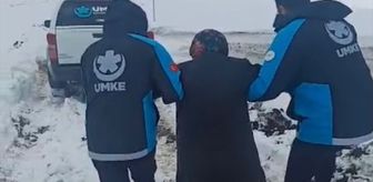 Kars'ta kardan yolu kapanan köydeki hasta sağlık ekiplerince hastaneye ulaştırıldı