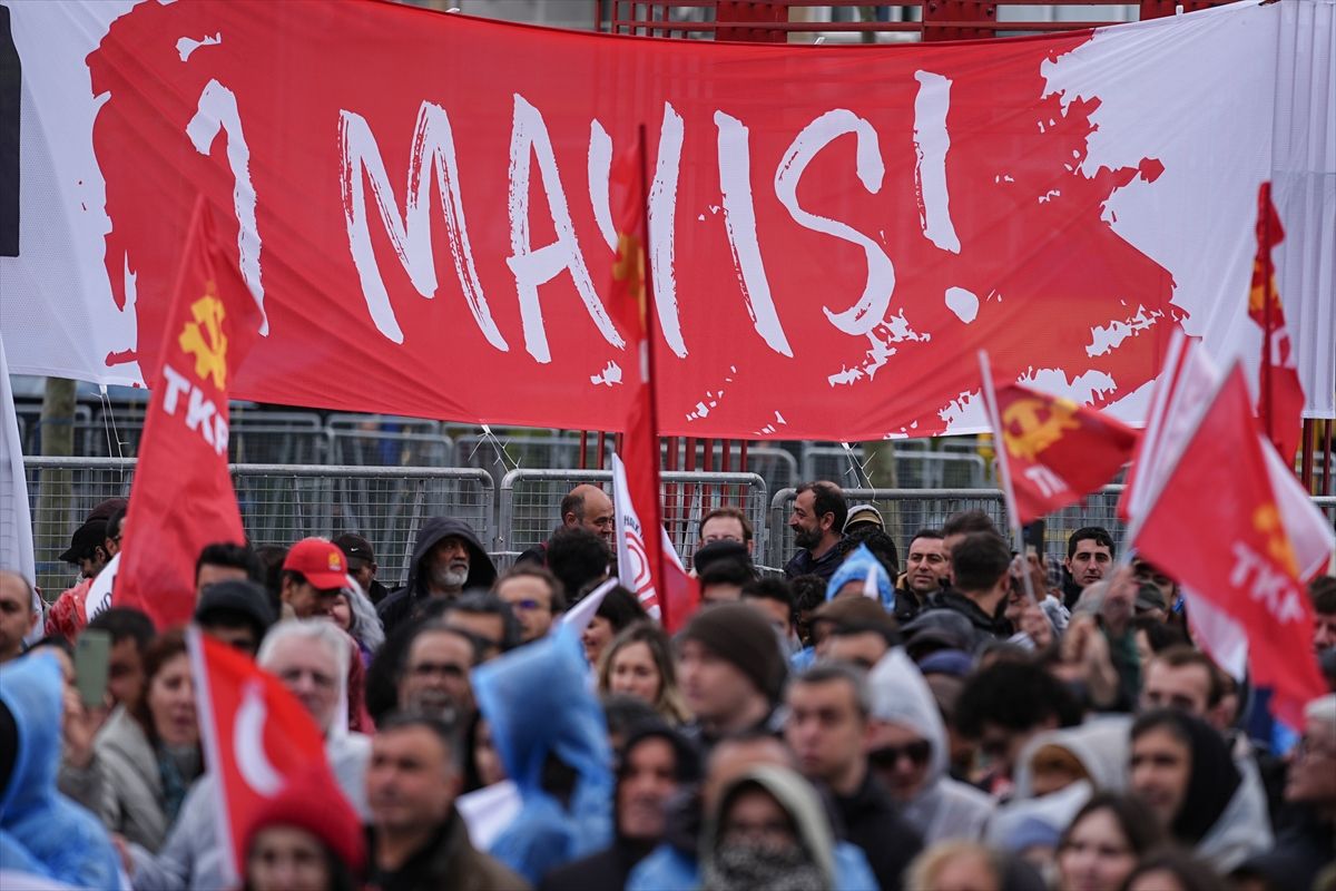 Kartal'da 1 Mayıs Emek ve Dayanışma Günü kapsamında miting düzenlendi