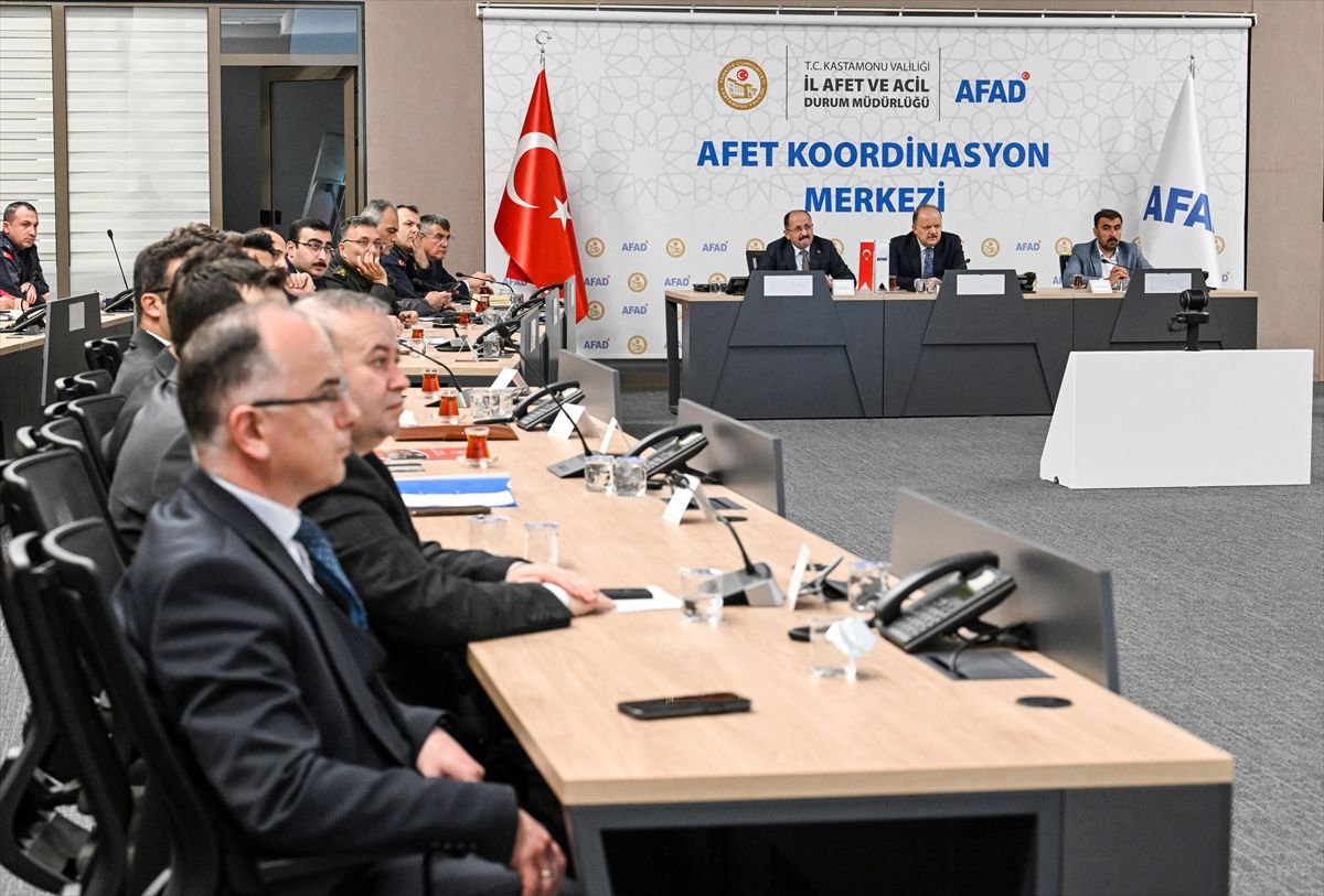 Kastamonu'da acil durum sığınakları görüşüldü