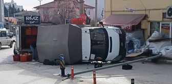 Kastamonu'da minibüs ile kamyonetin çarpıştığı kazada 3 kişi yaralandı