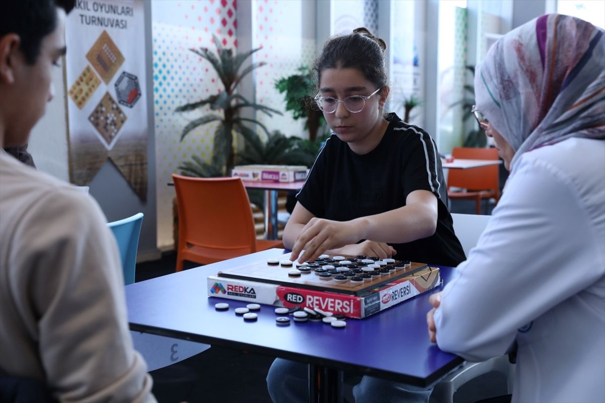 KAYMEK'te Akıl Oyunları Turnuvası düzenlendi
