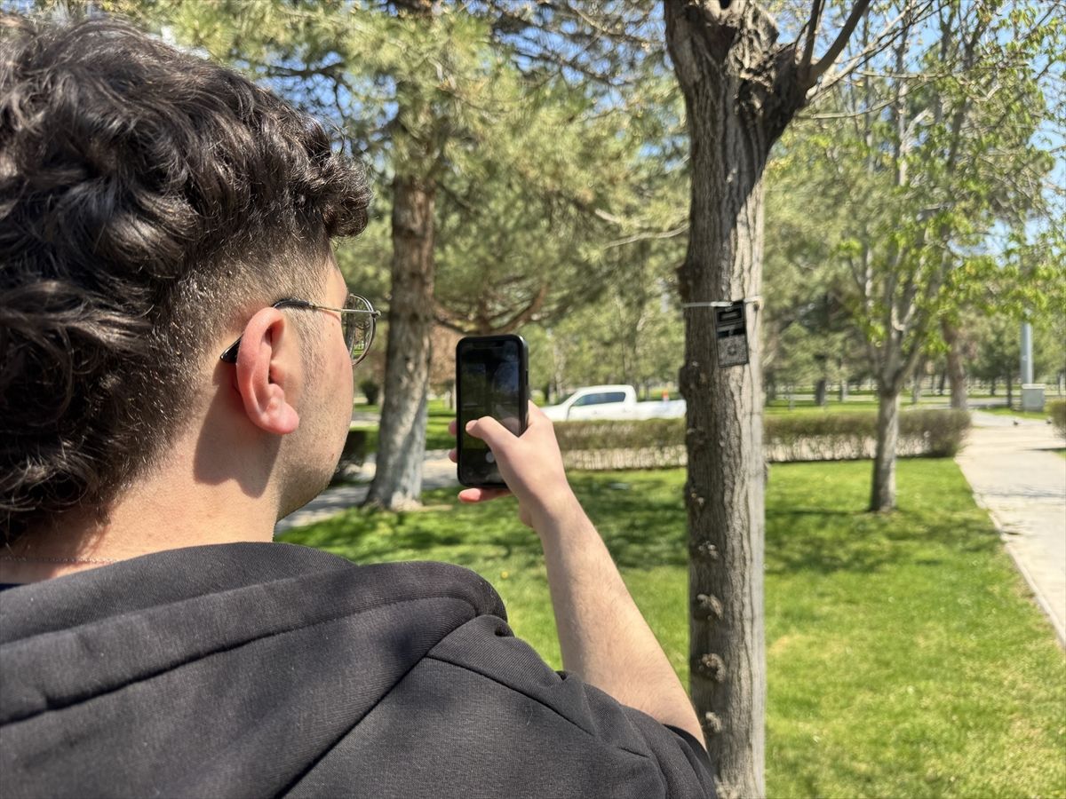 Kayseri'de ağaçlar hakkında bilgi edinmek için karekod uygulaması başlatıldı