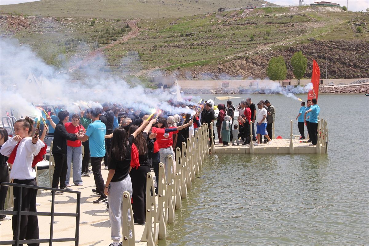 Kayseri'de İncesu Marina Su Sporları Merkezi törenle açıldı
