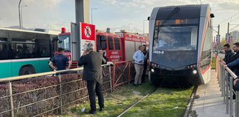 Kayseri'de tramvayın çarptığı kadın yaralandı