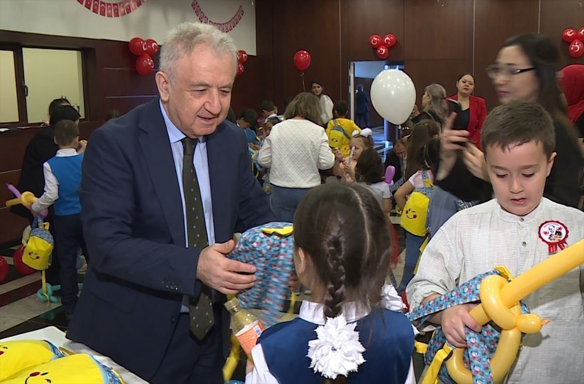 Kazakistan'da 23 Nisan Ulusal Egemenlik ve Çocuk Bayramı kutlandı