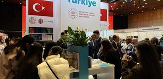 Kazakistan'daki kitap fuarında AA yayınları okurlarla buluşuyor