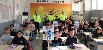 Kepez'deki okullarda 'Polirobot Trafikte Projesi' kapsamında bilgilendirme yapıldı