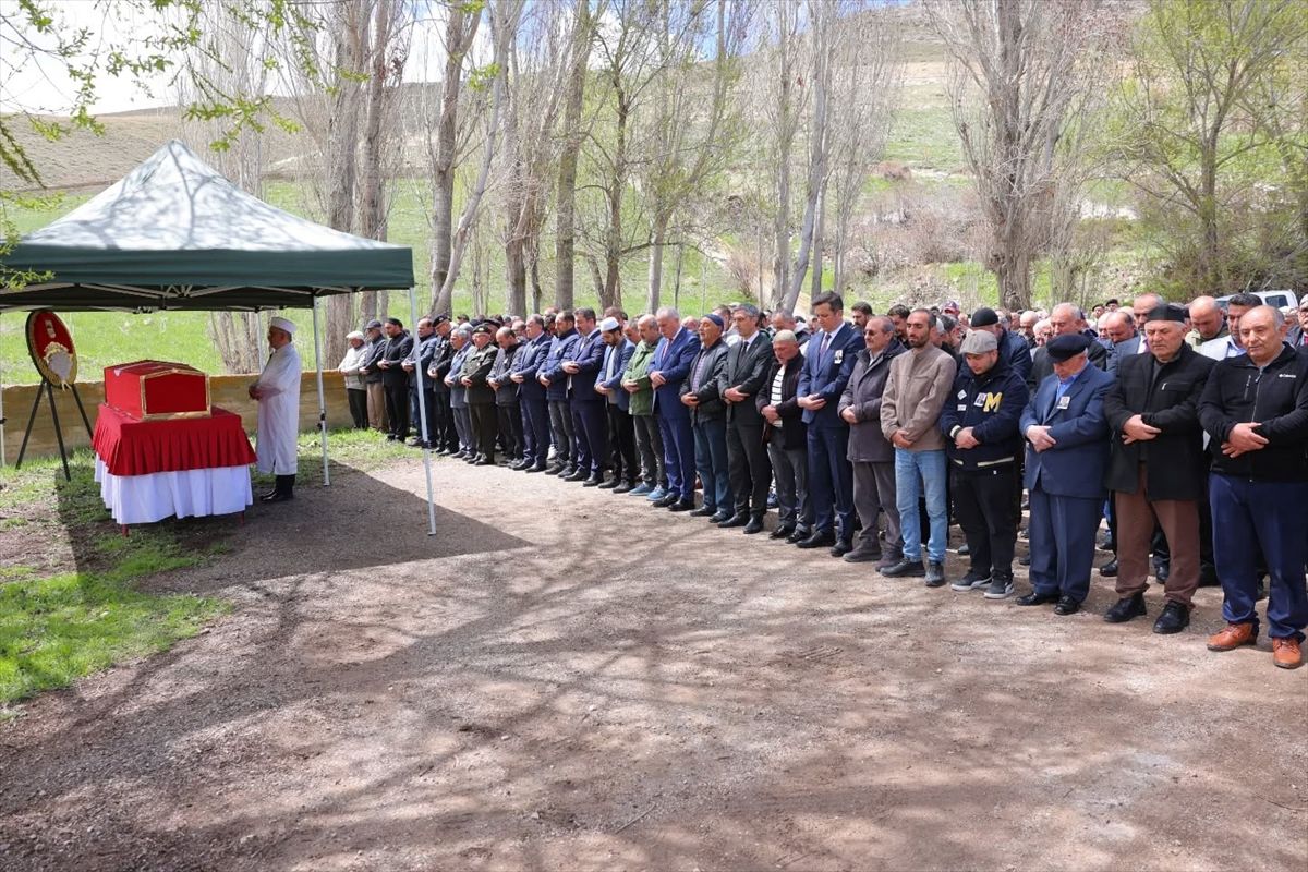Kıbrıs Gazisi Ömer Doğan Son Yolculuğuna Uğurlandı