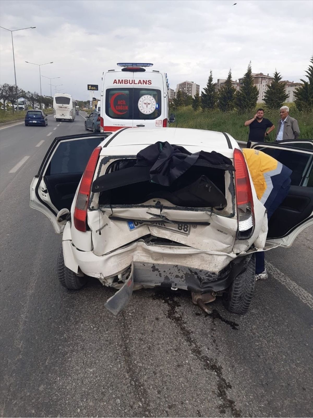 Kırıkkale'de iki otomobilin çarpıştığı kazada 7 kişi yaralandı