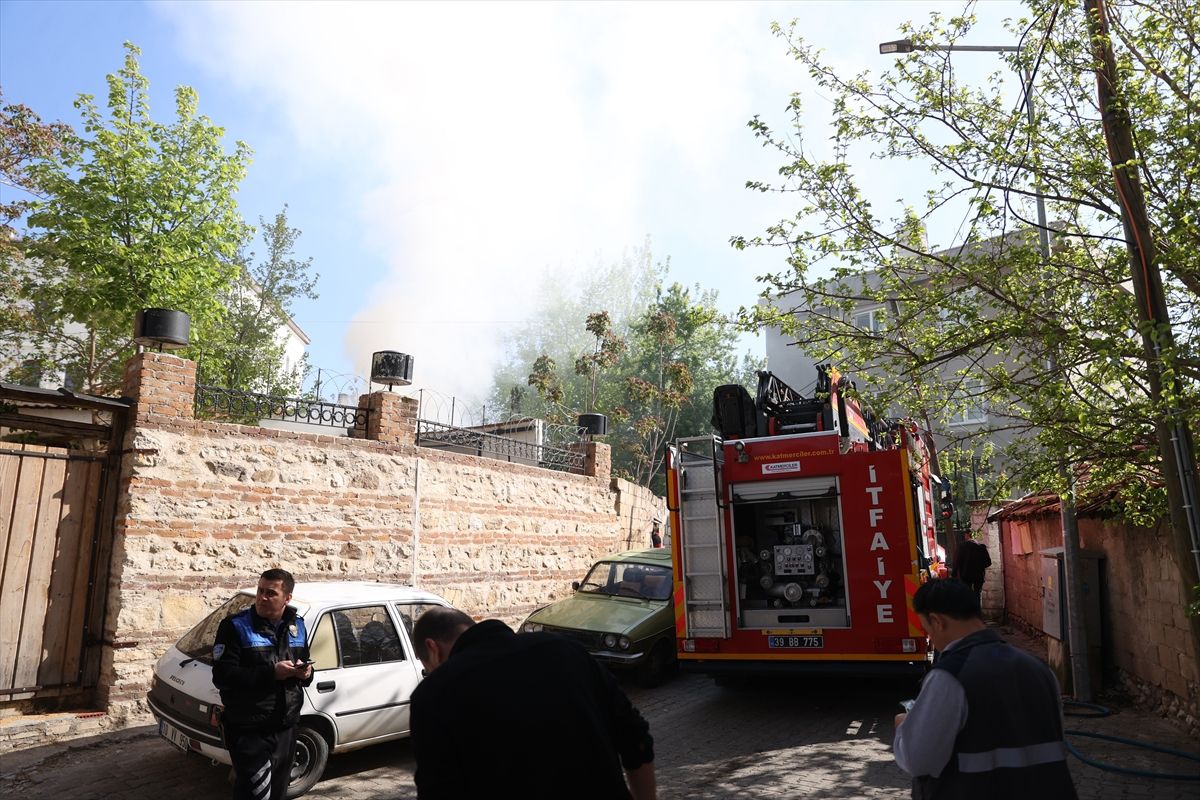 Kırklareli'nde çıkan yangında müstakil ev kullanılamaz hale geldi