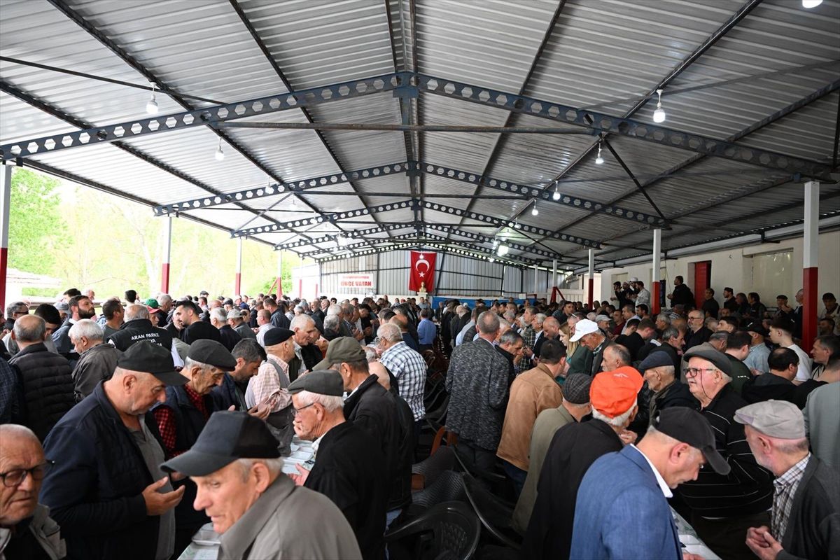 Kırklareli Valisi Turan, yağmur ve şükür duası programına katıldı
