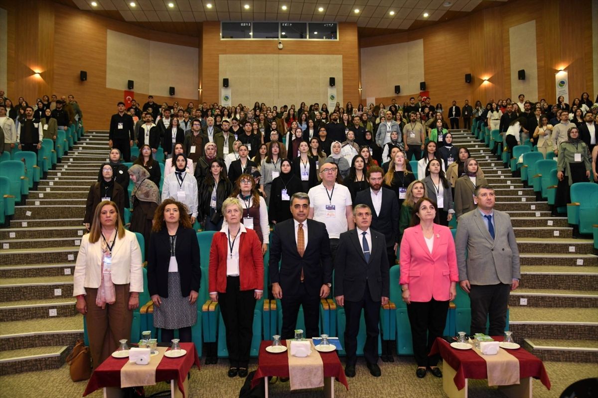 Kırşehir'de 19. Okul Öncesi Öğretmenliği Öğrenci Kongresi başladı