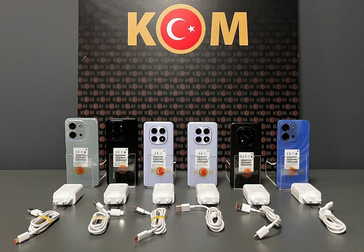 Kırşehir'de 6 gümrük kaçağı cep telefonu ele geçirildi