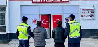 Kırşehir'de silah ve uyuşturucu operasyonunda yakalanan 2 zanlı tutuklandı