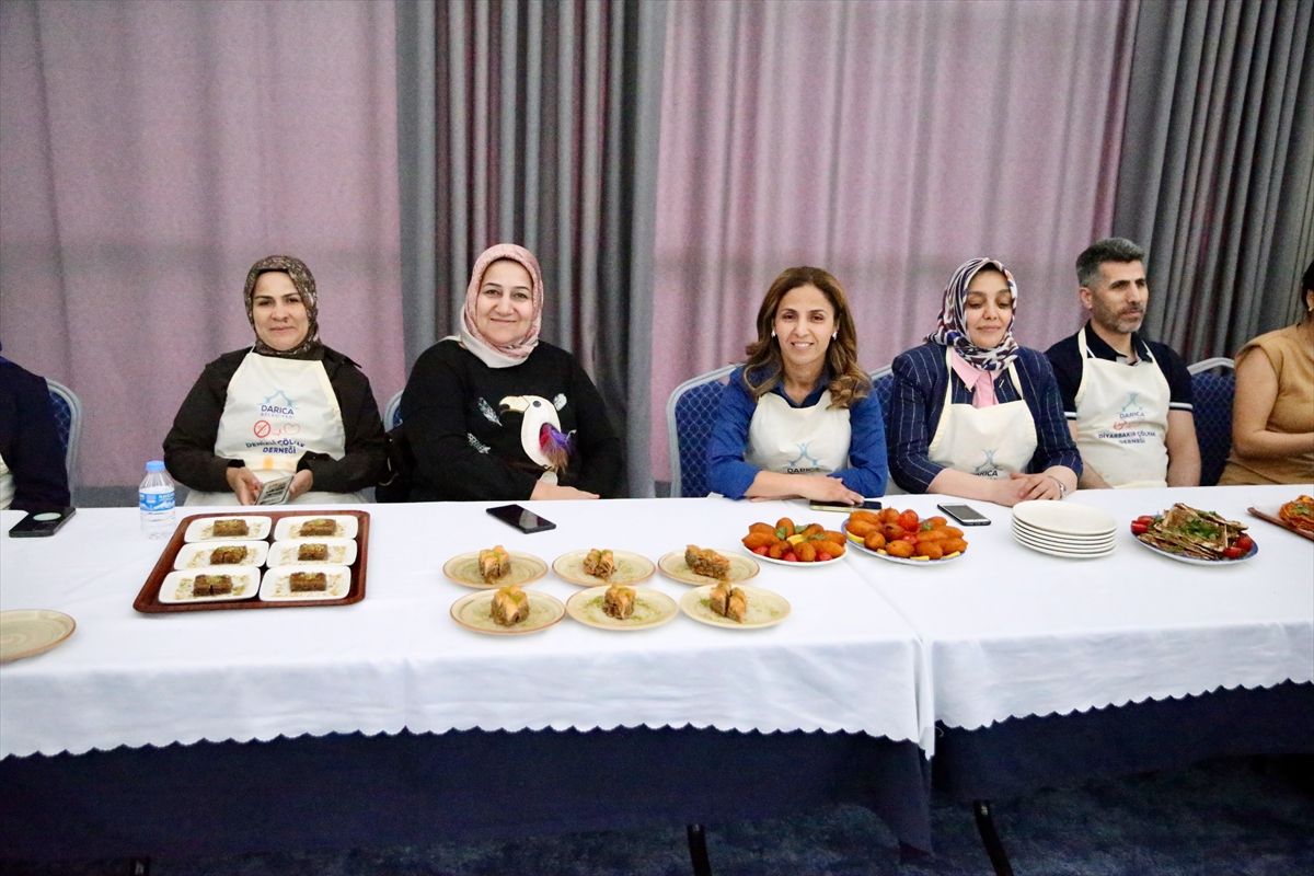 Kocaeli'de 20 ilden çölyak hastası, yemek yarışmasında yöresel lezzetlerini hazırladı