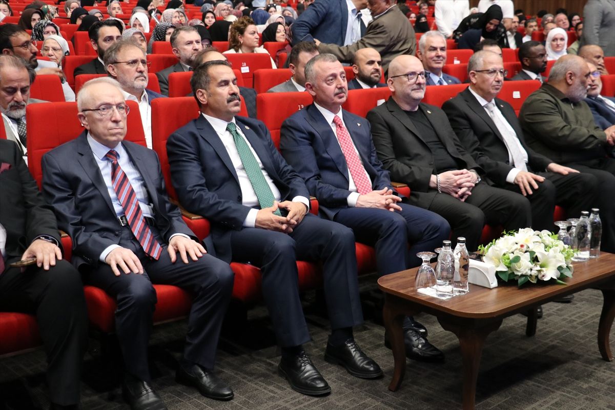 Kocaeli'de 5. Uluslararası İslam Kültür ve Medeniyeti Sempozyumu başladı