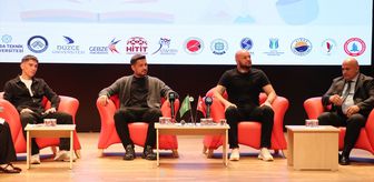 Kocaelispor Başkanı Durul ve futbolcular, KOÜBAK26'da öğrencilerle buluştu