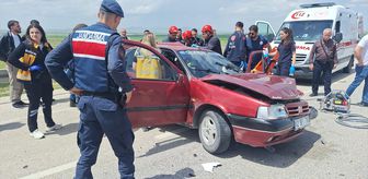 Konya'da iki otomobilin çarpıştığı kazada 5 kişi yaralandı