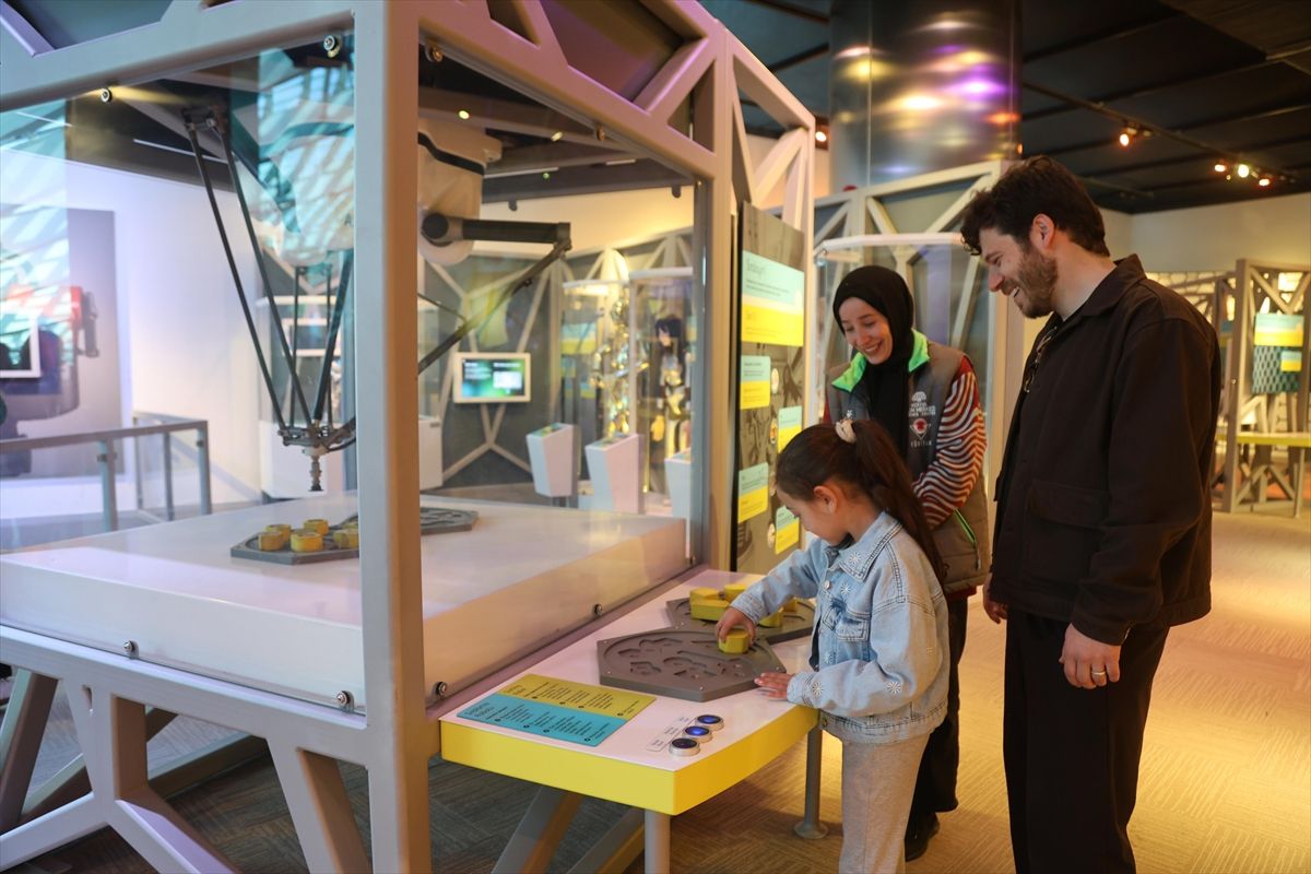 Konya'da okulun tek öğrencisi ve öğretmeni için gezi programı yapıldı