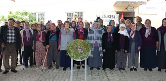 Köy sakinleri mezun oldukları okulda yarım asır sonra 23 Nisan coşkusu yaşadı