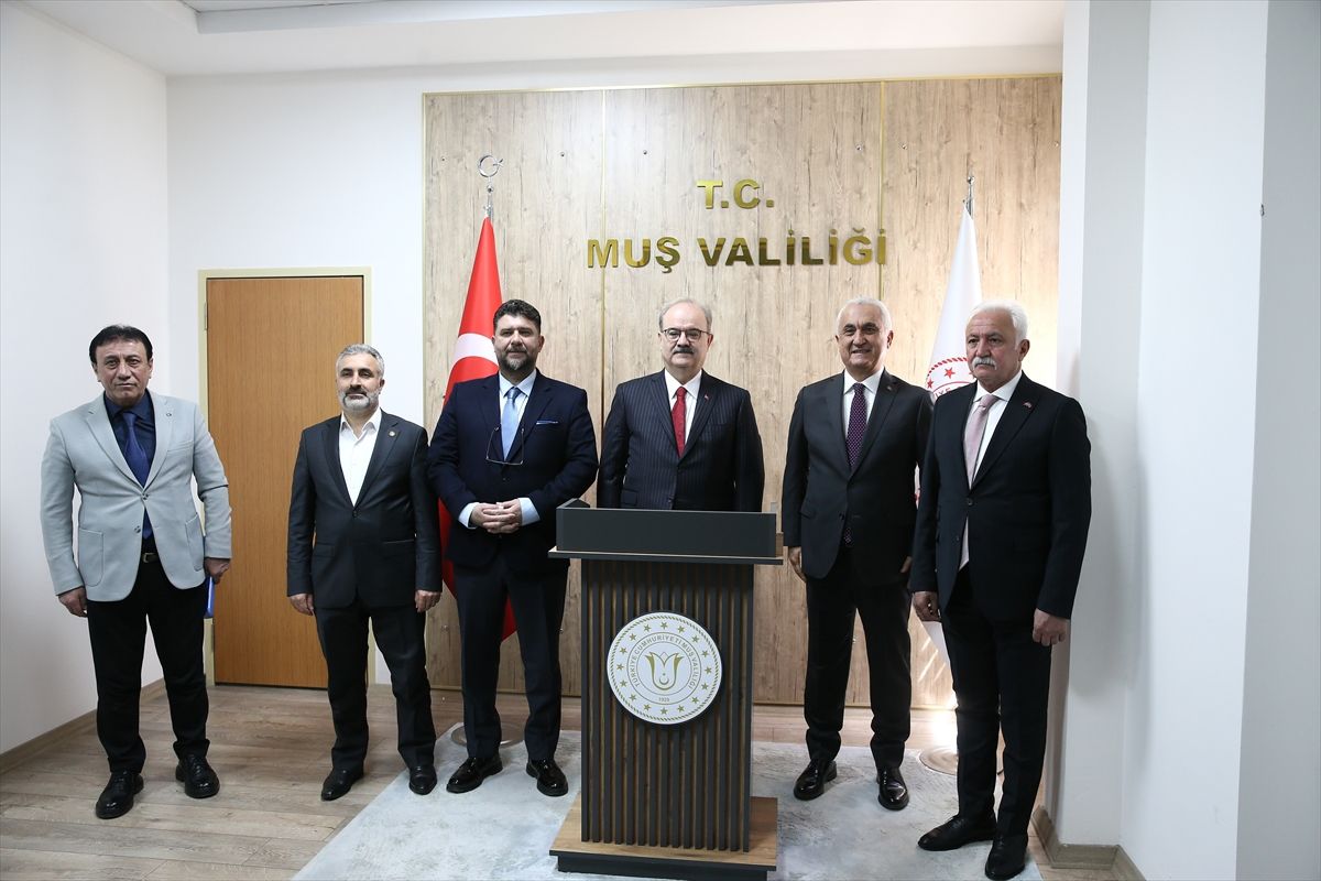 Kültür ve Turizm Bakan Yardımcısı Çam, Muş'ta ziyaretlerde bulundu Açıklaması