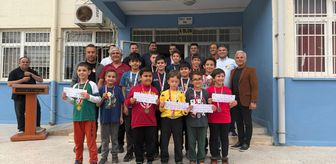 Kumluca'da hızlı satranç turnuvası düzenlendi