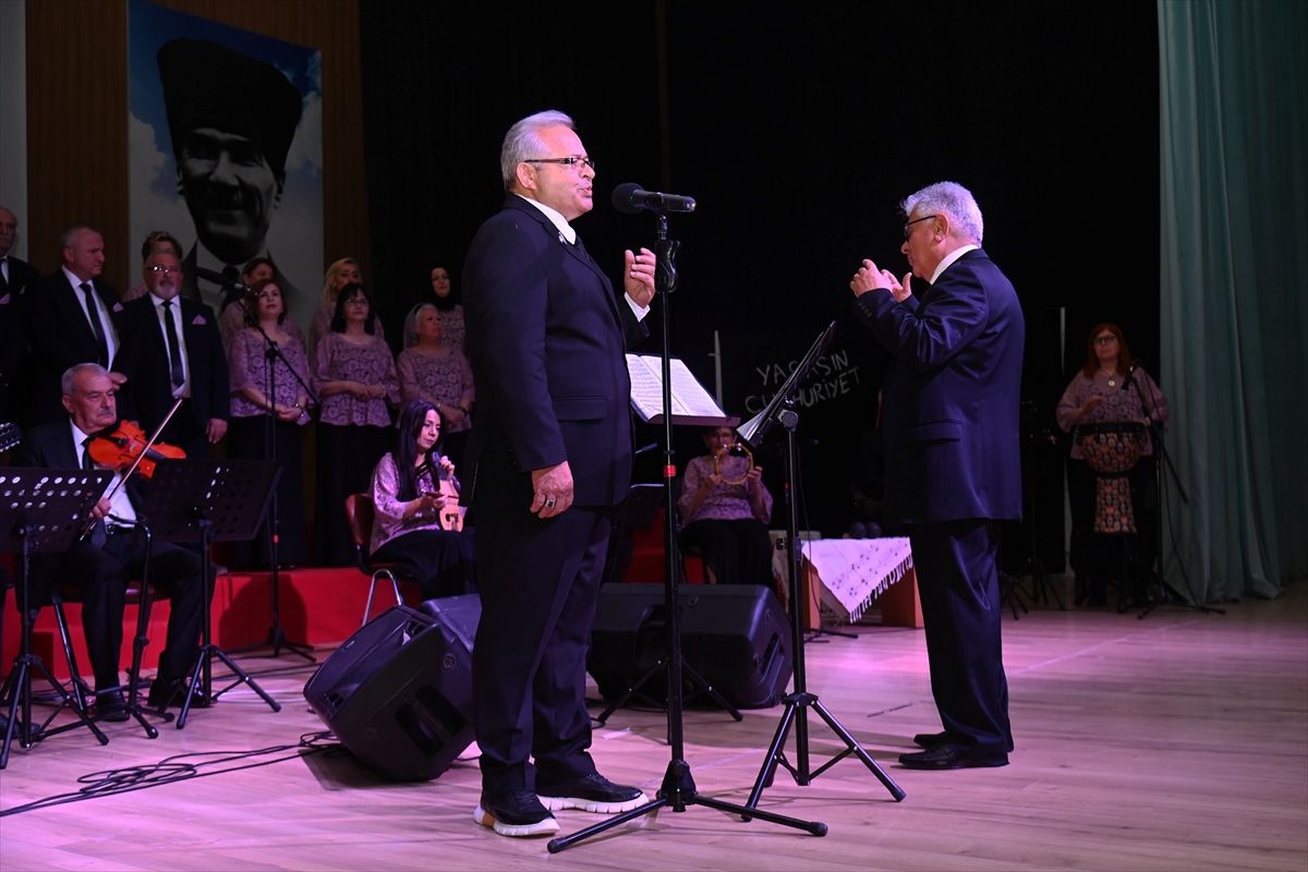 Kumluca'da Türk Sanat Müziği Bahar Konseri düzenlendi
