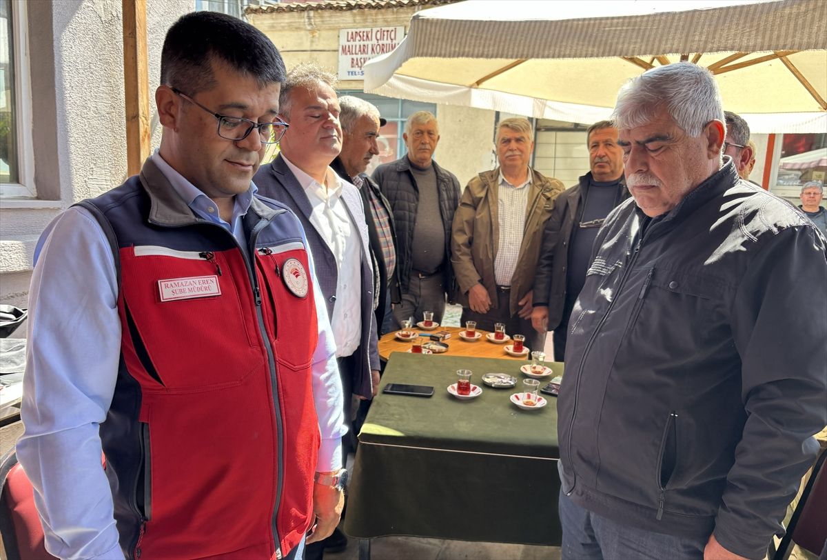 Lapseki'de bitki koruma ürünleri uygulama belgesi eğitimi verildi