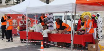 LÖSEV'in 'İyilikler Tırı'ndan Sivas'ta hasta çocuklar ve ailelerine yardım