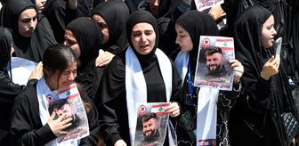 Lübnan'da İsrail saldırılarında ölen sivil savunma çalışanları son yolculuğuna uğurlandı