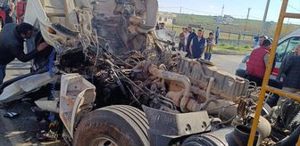 Mardin'de tır ile kamyonun çarpıştığı kazada 1 kişi öldü